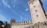 Е́зи и Фабриано города в Италии, близ Анконы